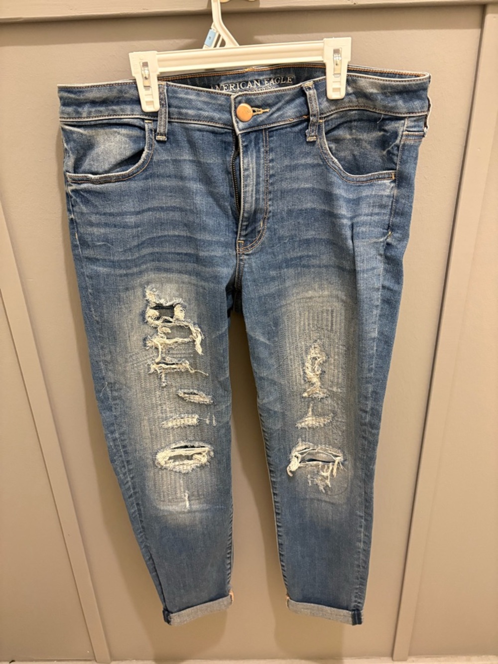 American Eagle Outfitters Distressed Medium Blue Jeggings